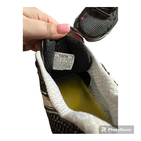 ASICS GT-2000 Sneakers - Picture 6 of 12